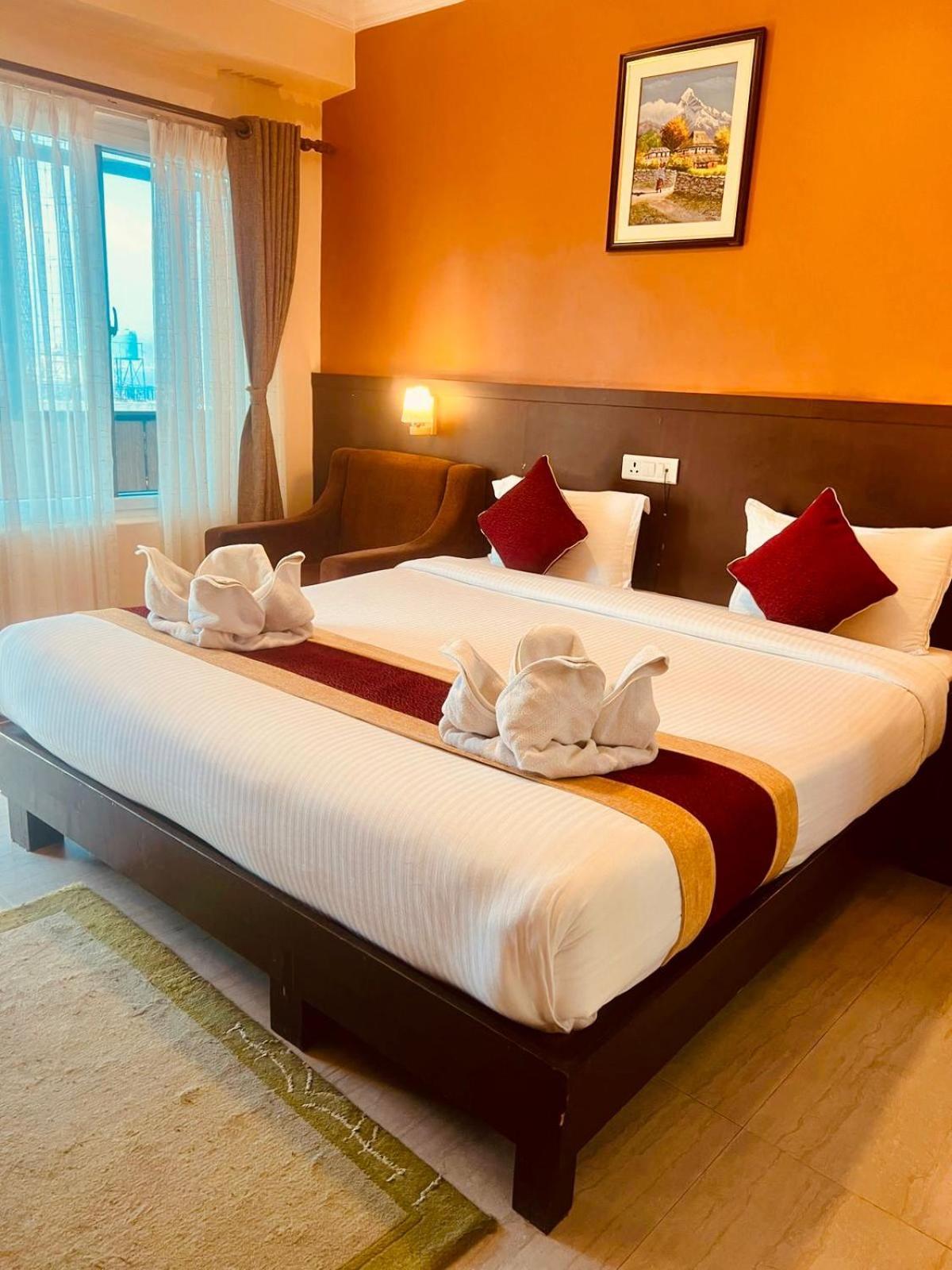 Hotel Eco Tree Покхара Екстер'єр фото
